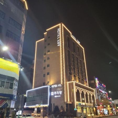 Business Design Hotel Luv Incheon Exterior photo